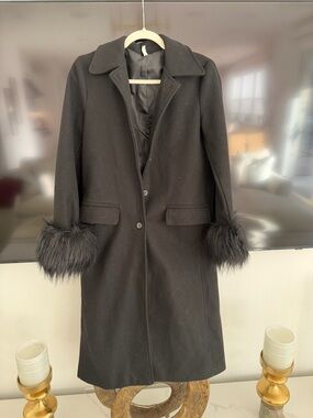 Classic Black Wool Coat with Faux Fur Cuffs (S)